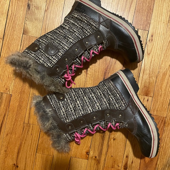 Sorel Tofino II Winter Boot - Picture 2 of 6